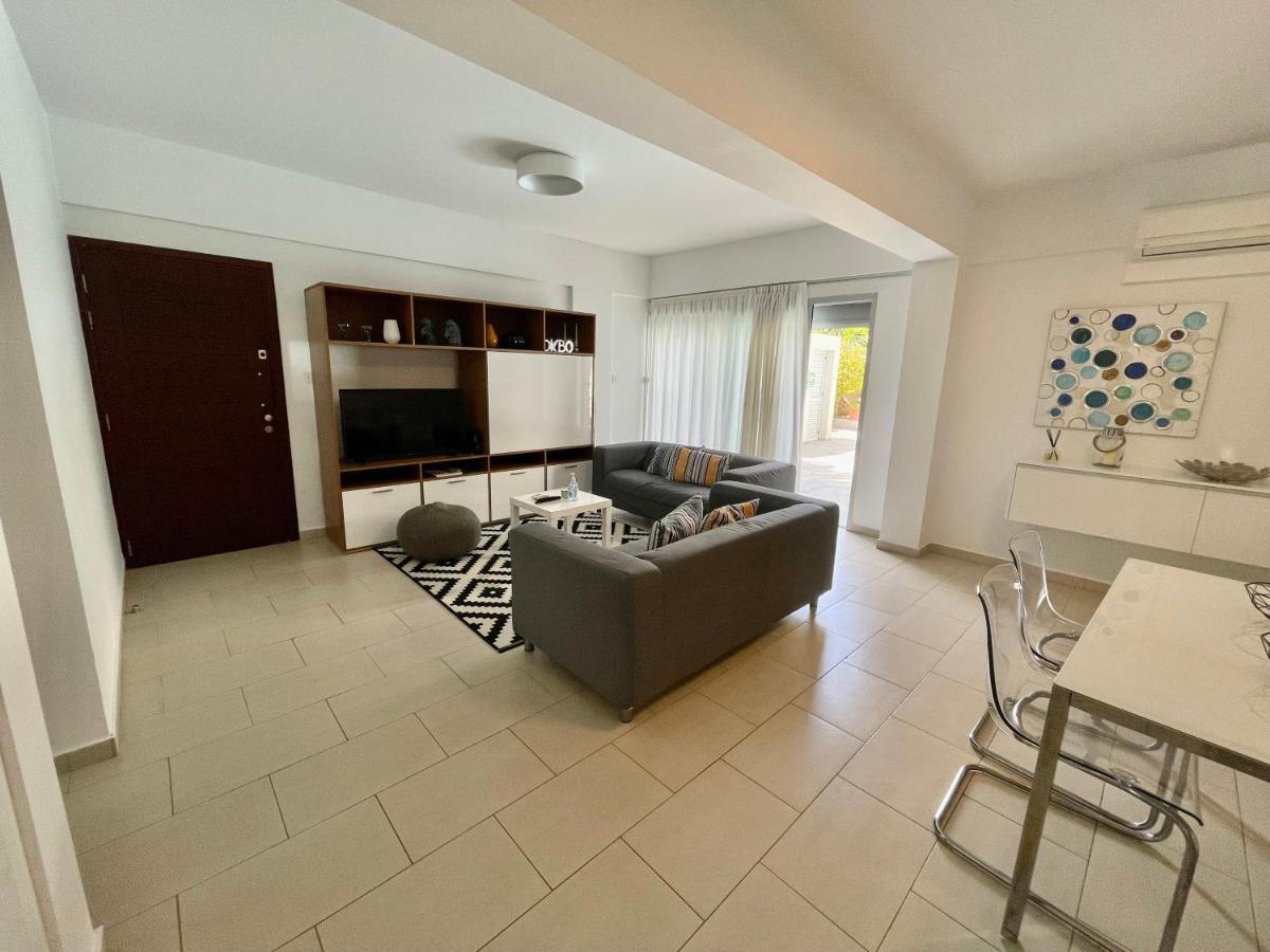 Amazing 2-Bedroom Apartment With Pool!! Limassol Exterior photo